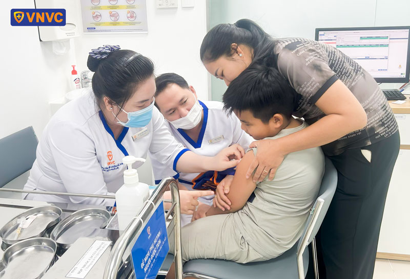 tiêm chủng tại vnvc bình đại