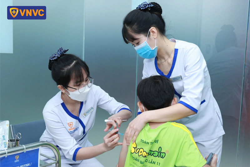 tiêm ngừa sốt xuất huyết ở bến tre