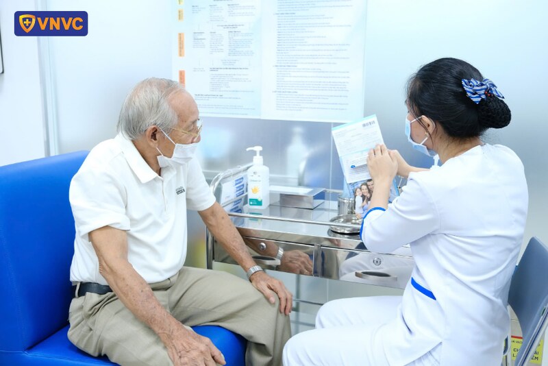 tiêm vắc xin cúm đúng lịch