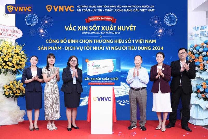 giới thiệu và triển khai tiêm vắc xin phòng sốt xuất huyết