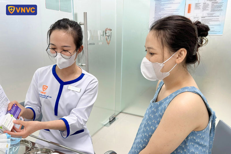 giới thiệu vắc xin