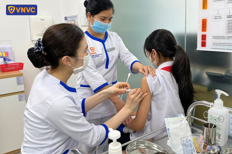 tiêm ngừa bệnh dại