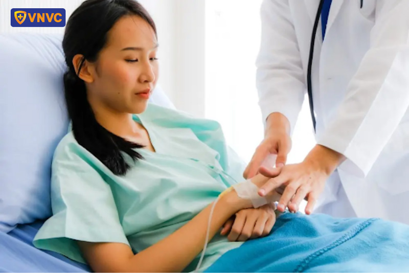 bị sốt xuất huyết có truyền đạm được không