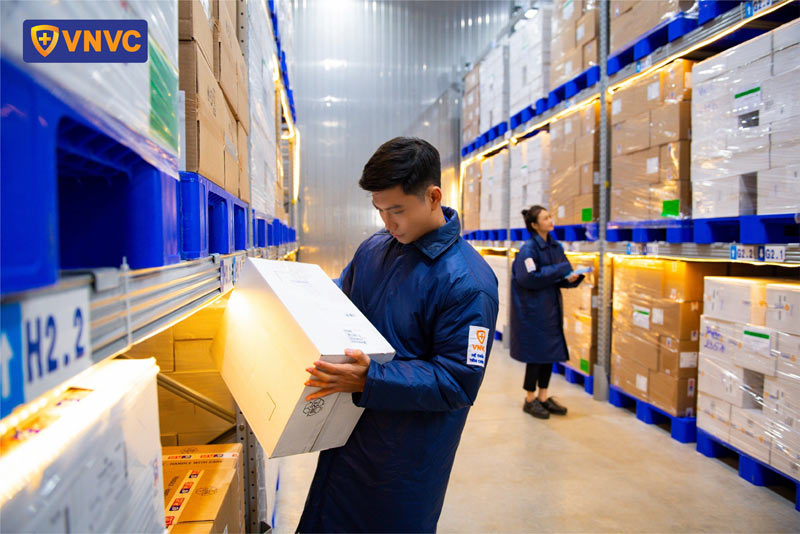 kho lạnh hiện đại bảo quản vắc xin
