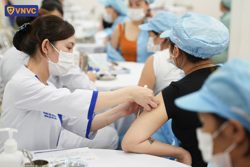 tiêm chủng lưu động cho doanh nghiệp