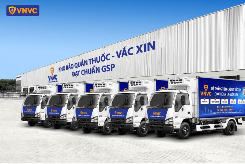 xe lạnh vận chuyển vắc xin