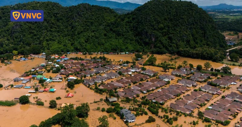 aids flood victims with medical supplies and free vaccinations