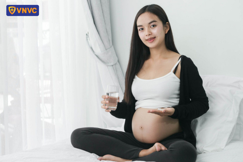 bà bầu bị cảm cúm ở tháng thứ 9 sử dụng thuốc theo chỉ định bác sĩ