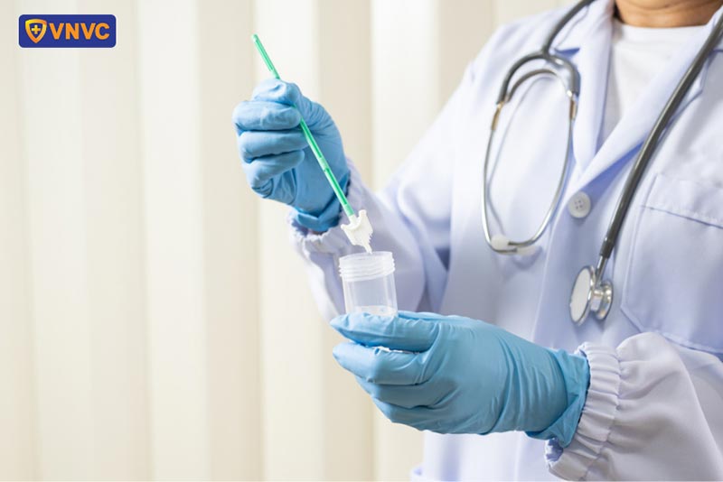 bác sĩ xét nghiệm hpv