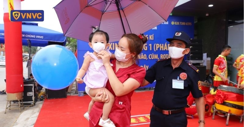 bảo vệ phục vụ khách tận tình
