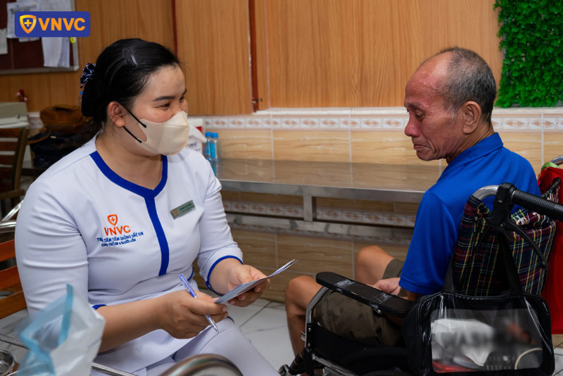 cụ ông sơn thế lợi