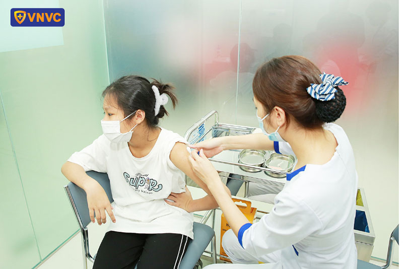 điều dưỡng tiêm êm ái, an toàn