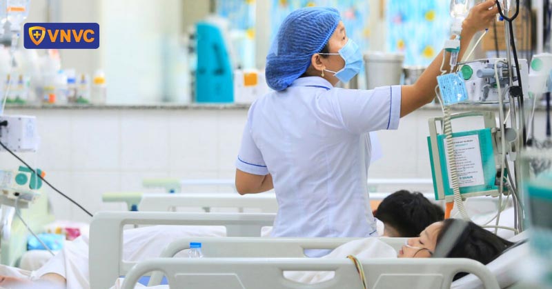 nằm viện vì bệnh sốt xuất huyết