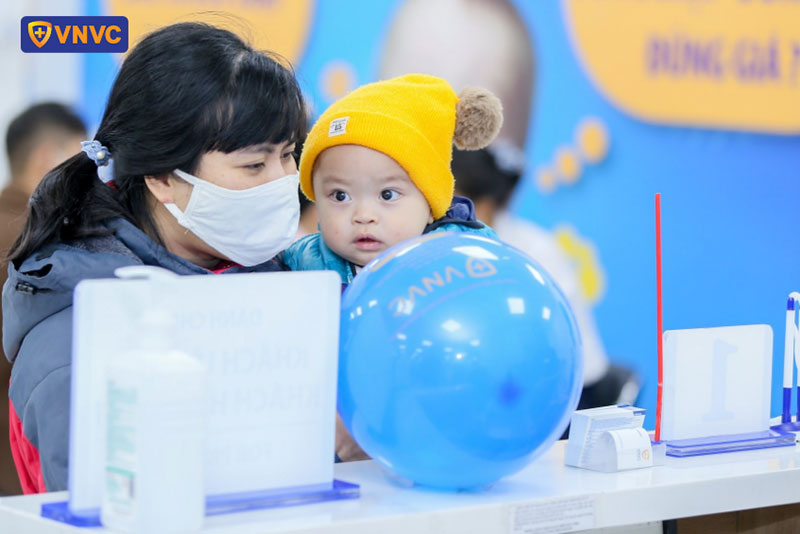 phụ huynh và con em tại vnvc