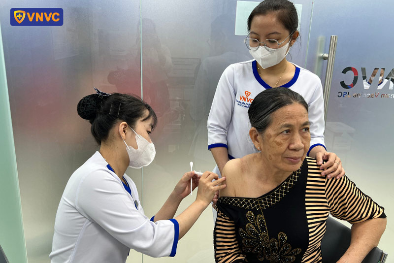 tiêm chủng tại vnvc vĩnh long 2