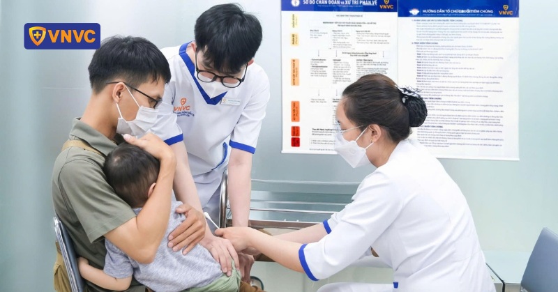 tiêm vắc xin sởi cho trẻ