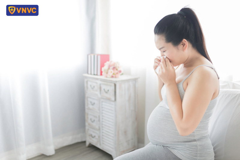 triệu chứng bà bầu bị cảm cúm tháng thứ 6