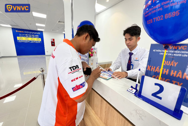 tư vấn tiêm chủng tại vnvc vĩnh long 2