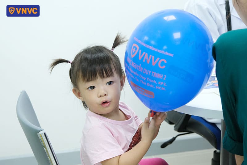 bé gái tại vnvc nguyễn duy trinh 2