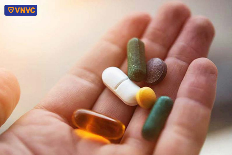 điều trị giời leo bằng thuốc