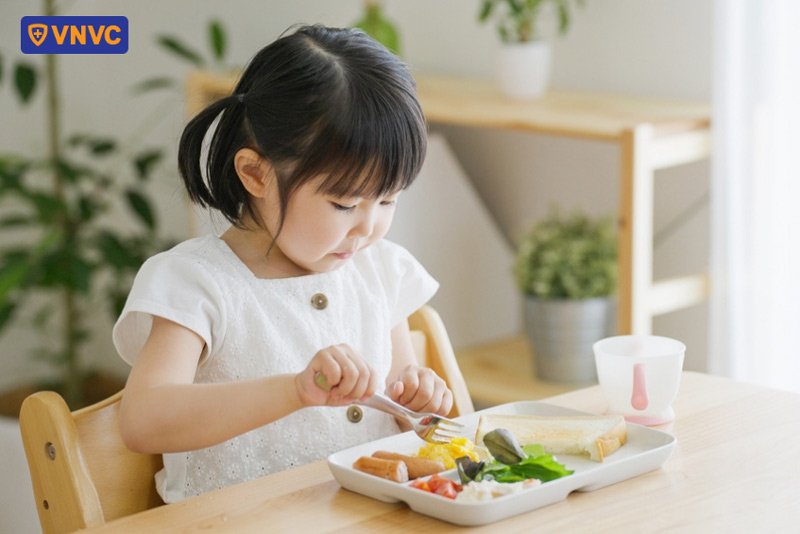 dinh dưỡng cho bé bị tay chân miệng