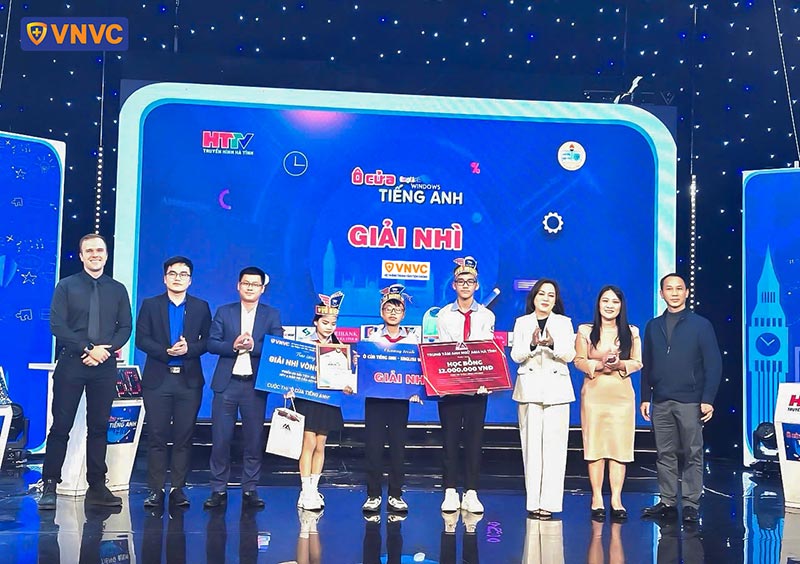 hình ảnh cuộc thi ô cửa tiếng anh 01