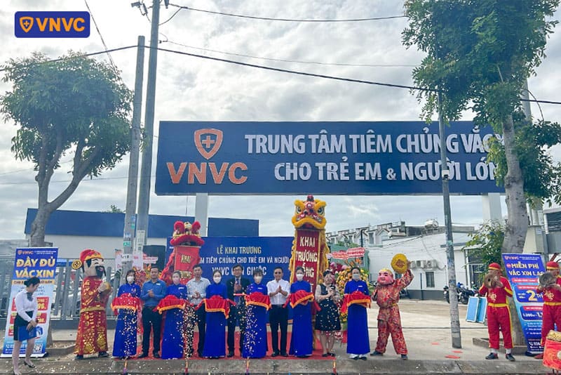 khai trương vnvc cần giuộc