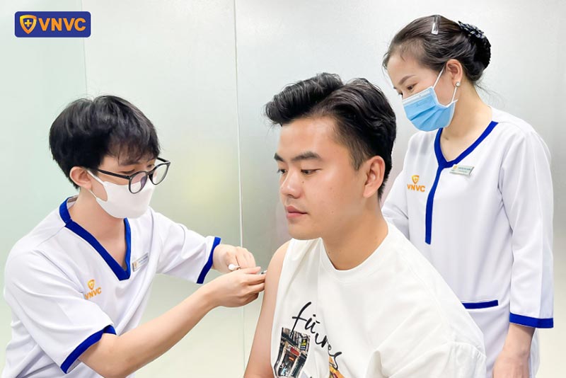 tiêm vắc xin ngừa bệnh hpv gây ra