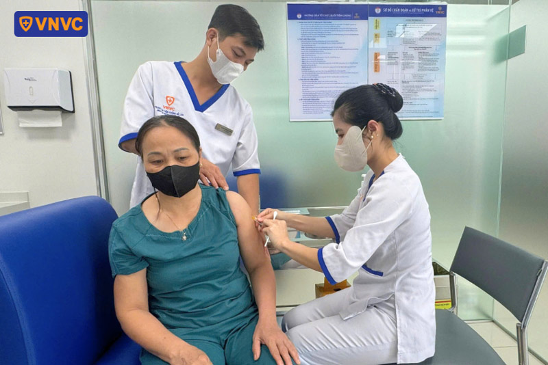 tiêm vắc xin qdenga phòng sốt xuất huyết