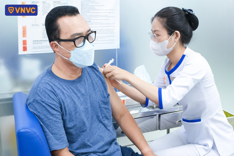 tiêm vacxin phòng bệnh zona thần kinh