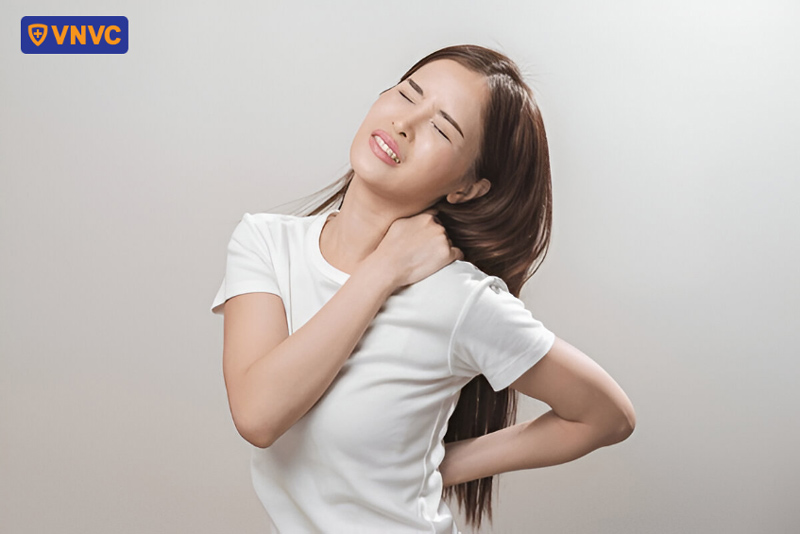 đau nhức khi bị tay chân miệng