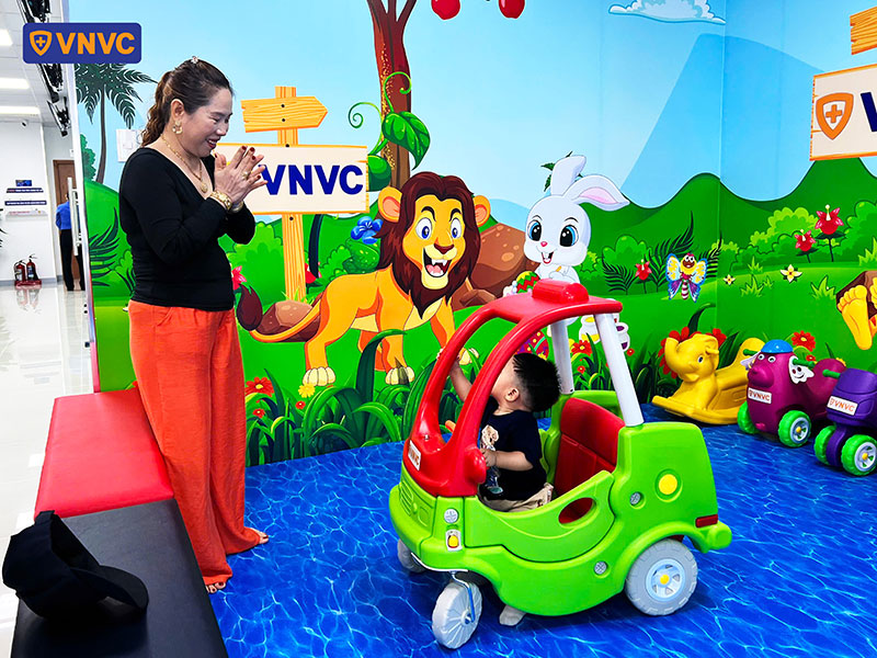 khu vui chơi cho bé tại vnvc ninh hòa