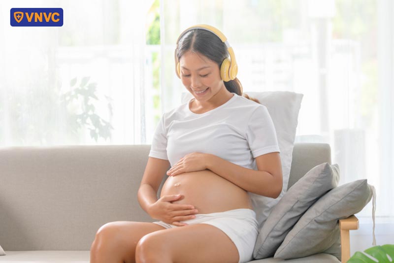 người phụ nữ đang mang thai