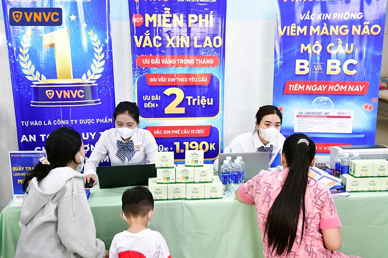 quầy tư vấn của vnvc