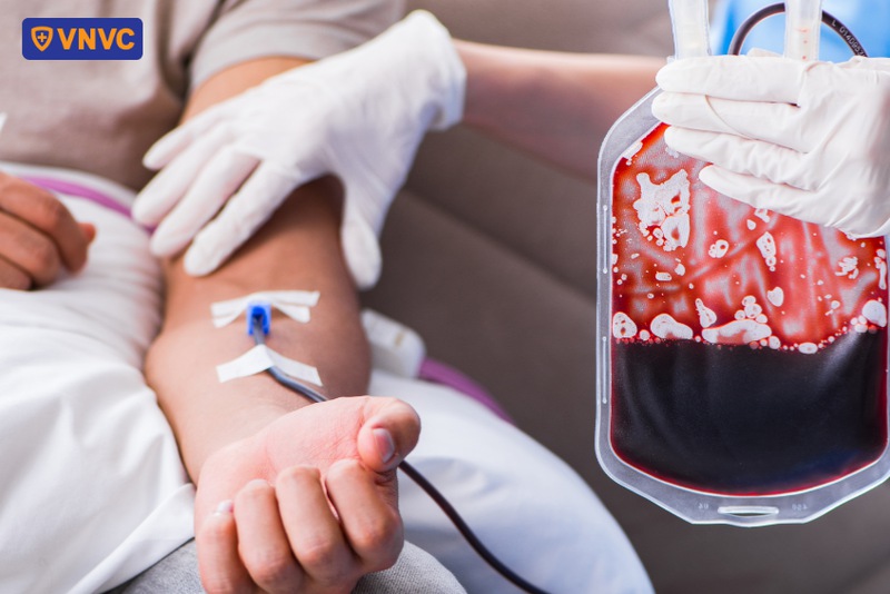 truyền hồng cầu cho bệnh nhân sốt xuất huyết