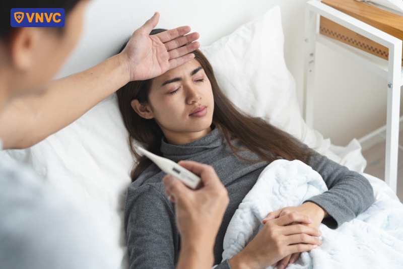 bà bầu có thể bị sốt trong lúc nhiễm bệnh