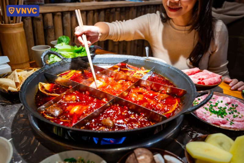 người bệnh bạch hầu không nên ăn lẩu cay