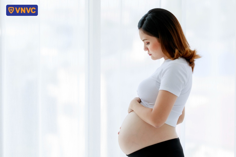 tay chân miệng ảnh hưởng đến sức khỏe mẹ bầu