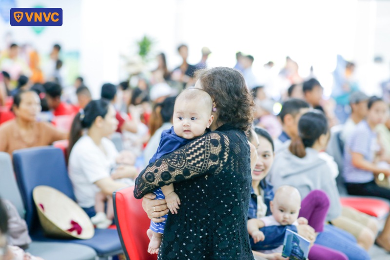 tiêm phòng cho trẻ em tại vnvc đà nẵng