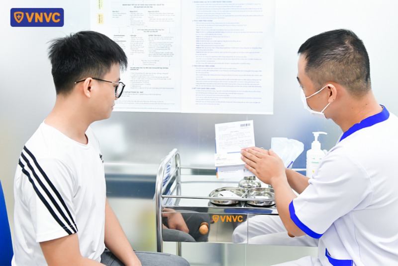 tiêm vắc xin phế cầu 15