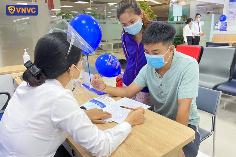 tư vấn trước tiêm chủng