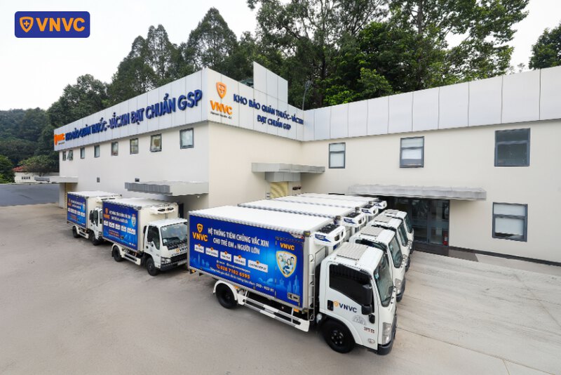 xe lạnh vận chuyển vacxin