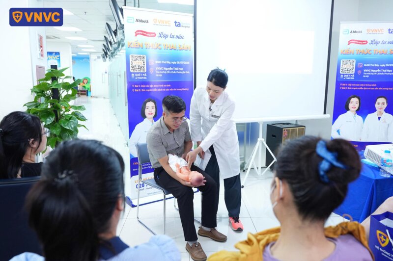 hướng dẫn bố cấp cứu sặc sữa