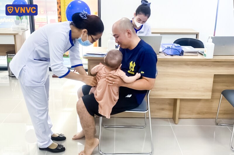 khách hàng tiêm chủng tại vnvc xuyên mộc