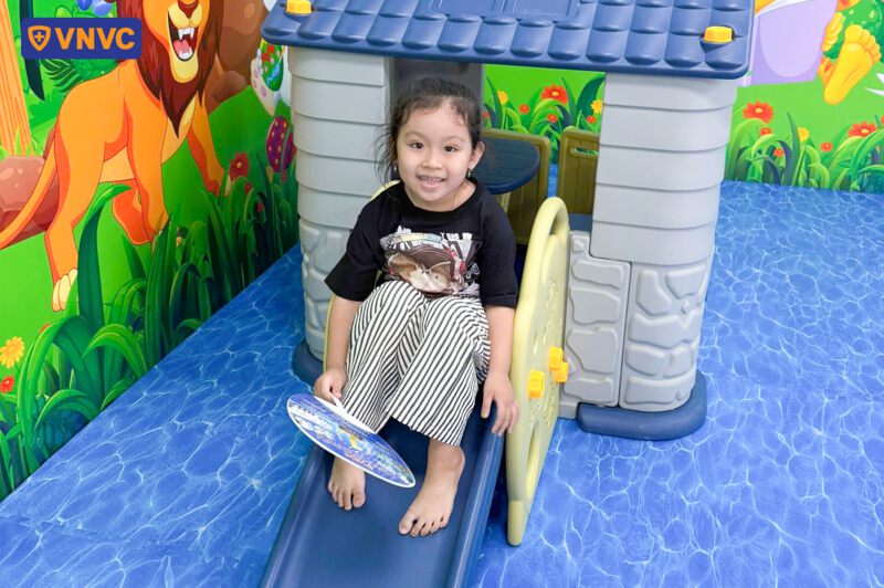 khu vui chơi cho trẻ tại vnvc lái thiêu