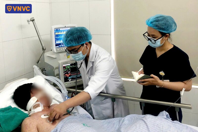 người bị biến chứng do sởi