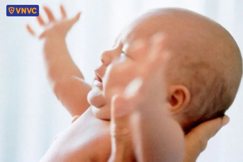 phản xạ moro ở trẻ sơ sinh