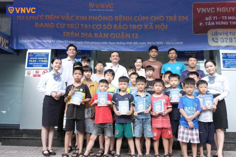 tiêm miễn phí vắc xin cho trẻ em tại các mái ấm