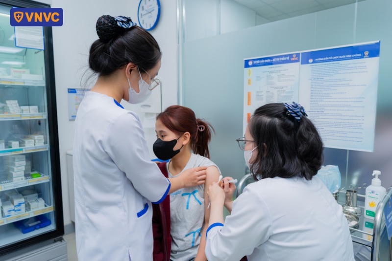 tiêm vắc xin phế cầu tại vnvc