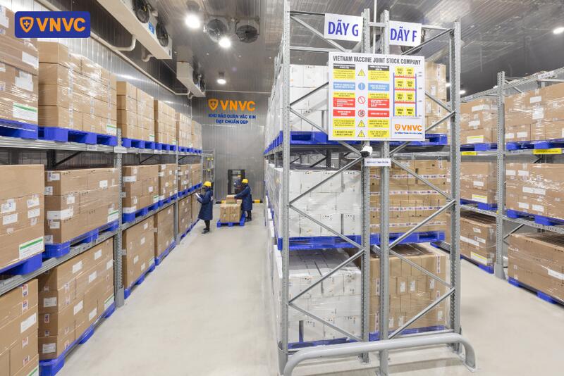 kho bảo quản vắc xin đạt chuẩn của vnvc